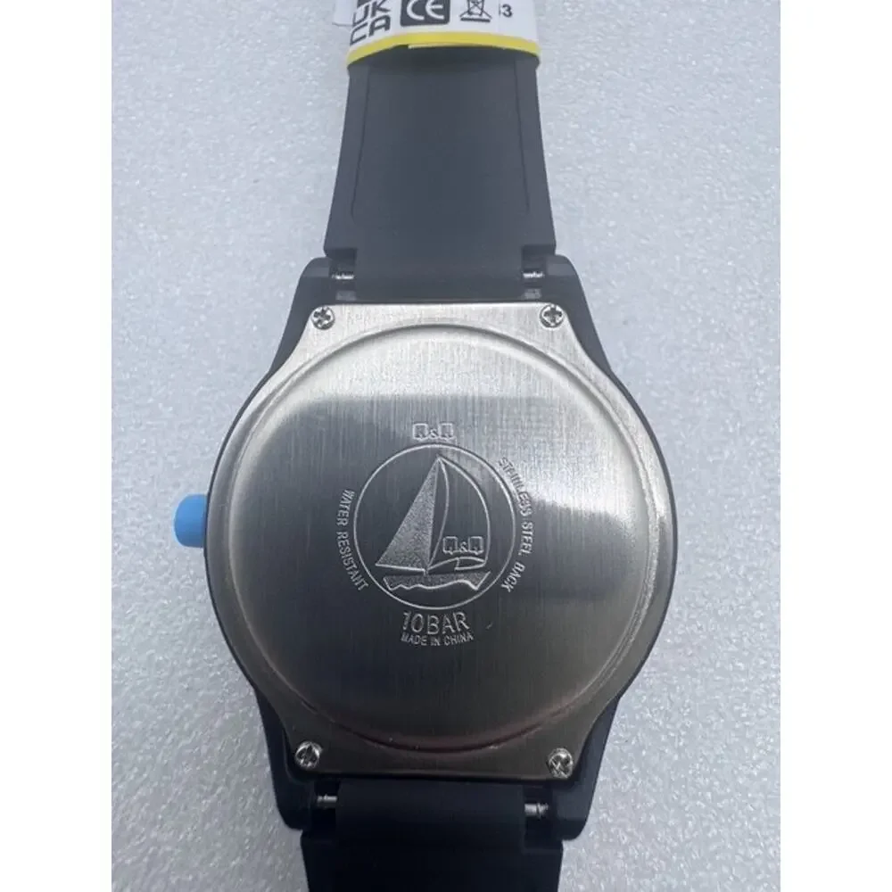 Brand new Q&Q by CITIZEN 10 Bar Water Resistant Men's Watch VR28J026Y